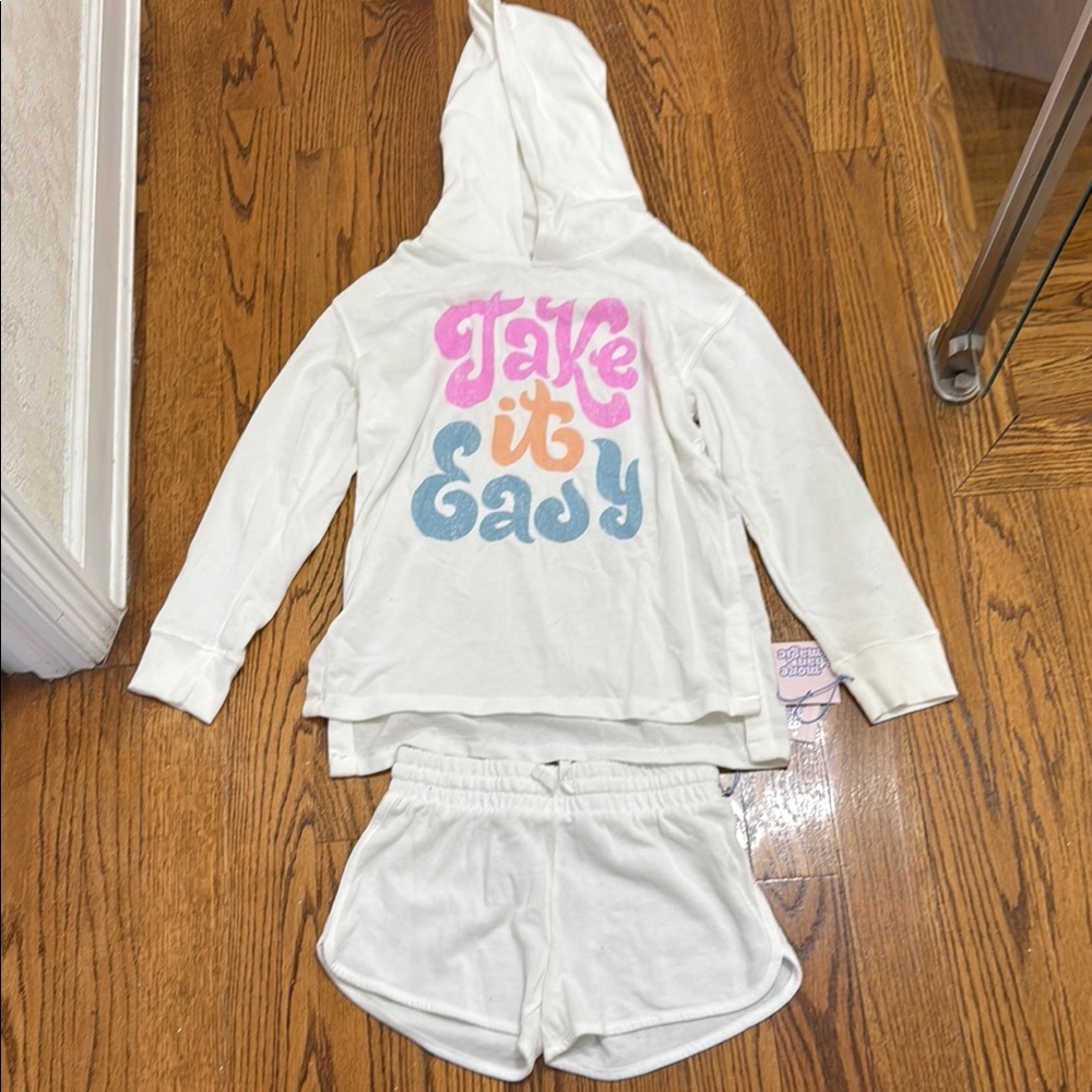 BNWT More Than Magic Matching Set